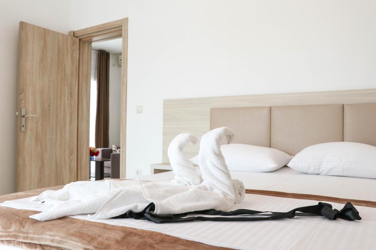 Imperial Hotel Ulcinj Quarto foto